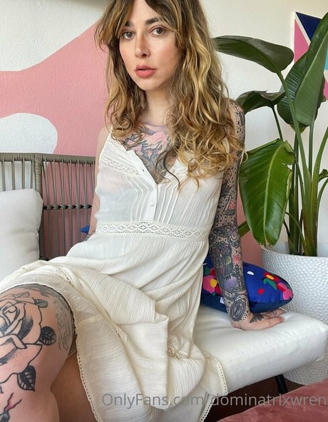 thewickedwren OnlyFans schlank