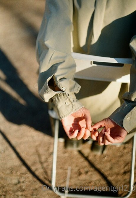 agentgirl2 0 OnlyFans Leaks