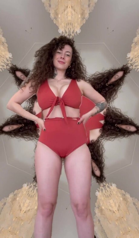 Leila Lowfire OnlyFans Leak