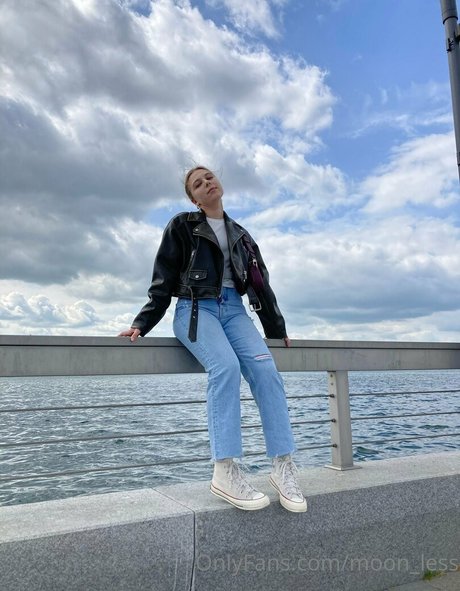 moon less Nackt geleakt OnlyFans