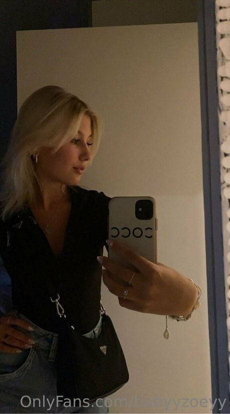 babyyzoeyy OnlyFans