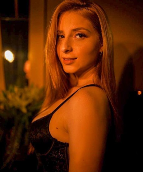 Ana Rezende OnlyFans geleakt