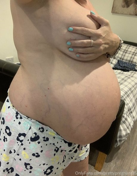prettypregnant35 OnlyFans Mega