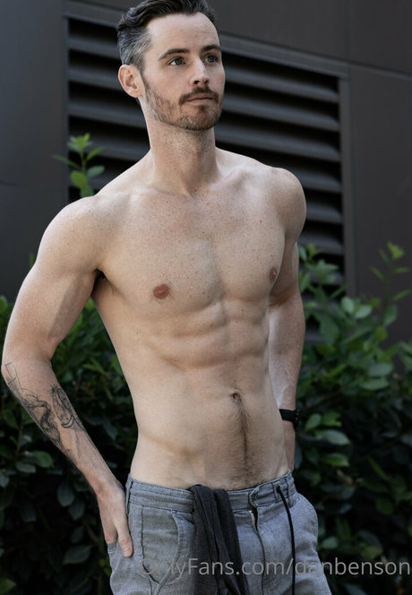 danbenson Leaks von Nacktbildern auf OnlyFans