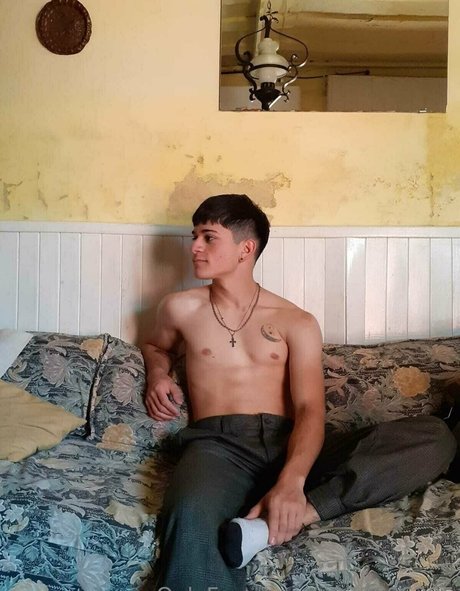 georgevvv Strip OnlyFans