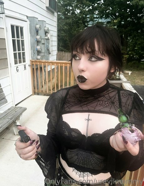 urevilmommy Nacktbilder OnlyFans geleakt