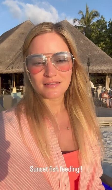 iJustine Nacktbilder von OnlyFans geleakt