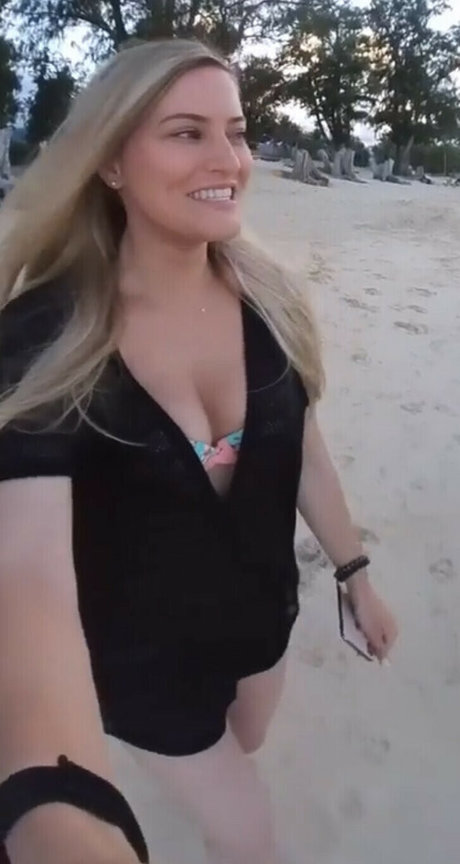 iJustine Porn OnlyFans Leaks
