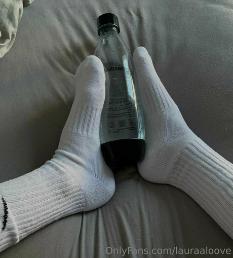 lauraaloove NurlyFans-Brüste