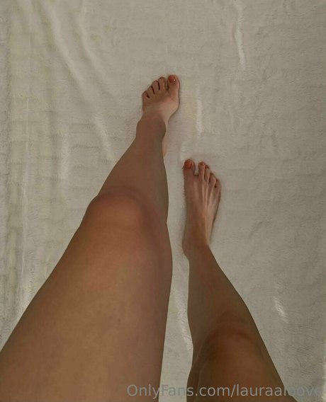 lauraaloove OnlyFans Sextape