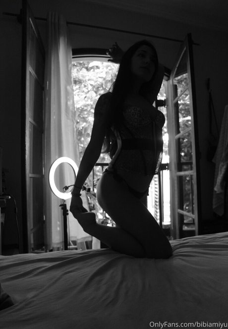 Bia Miyuki Brüste OnlyFans