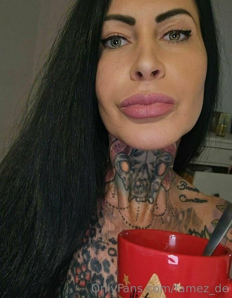 famez de Nacktbilder OnlyFans geleakt