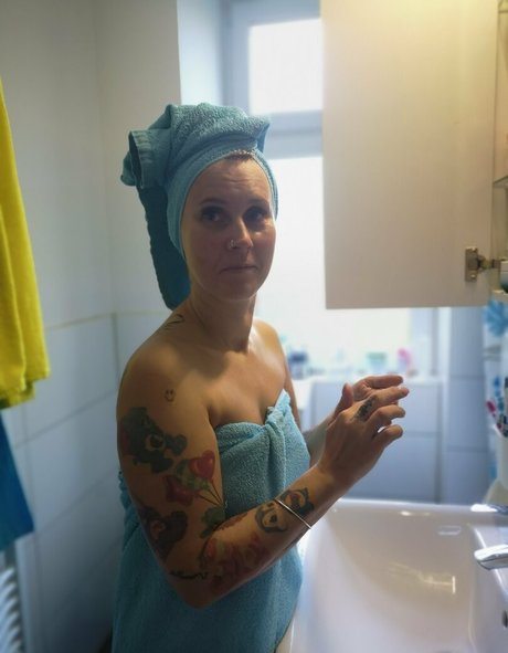 famez de OnlyFans Sextape