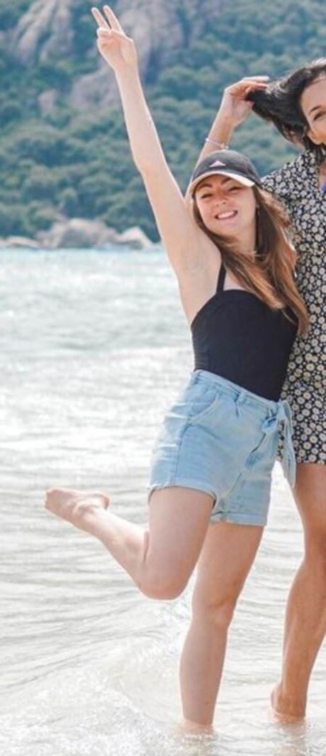 Roxane ASMR OnlyFans Sex geleakt