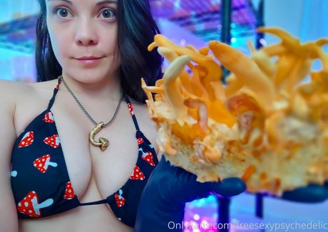 freesexypsychedelic Leak von OnlyFans-Inhalten