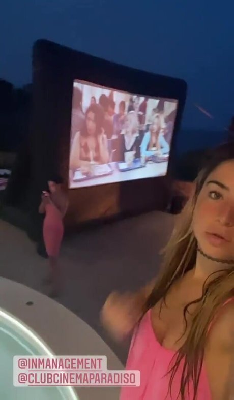 große titten mama onlyfans heiß Shot