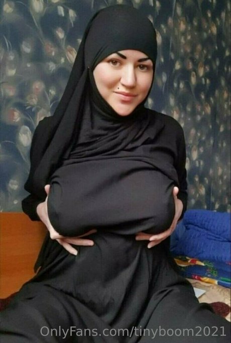 tinyboom2021 OnlyFans-Leak