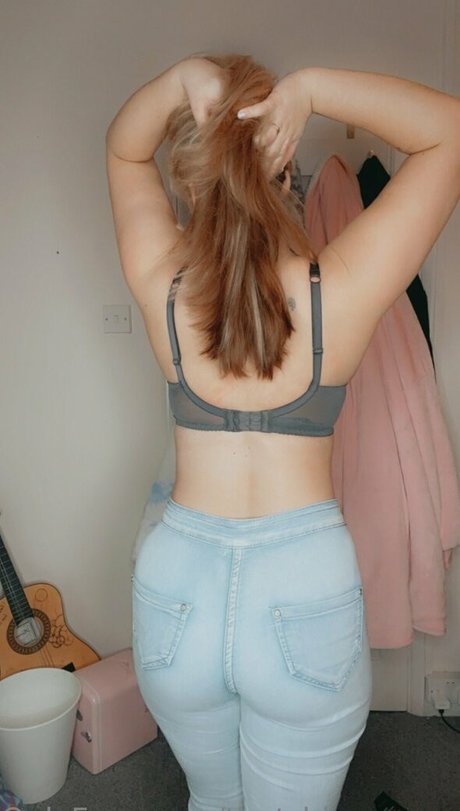 That hippy queen Oben ohne OnlyFans