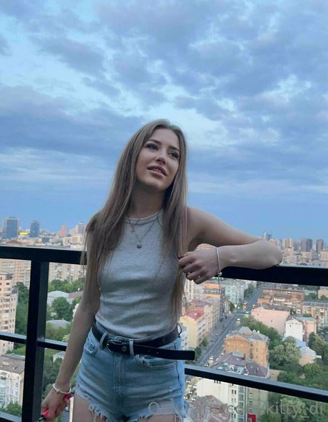 kitty di Sextape OnlyFans Nacktbilder