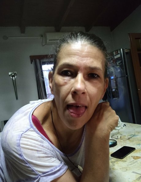 aloneruth OnlyFans Pornografie