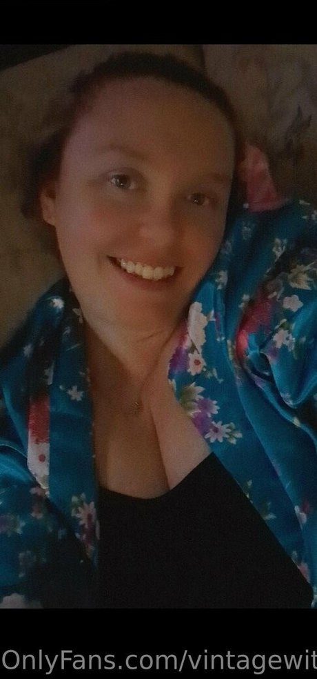 vintagewitchteaze Nacktbilder von OnlyFans geleakt