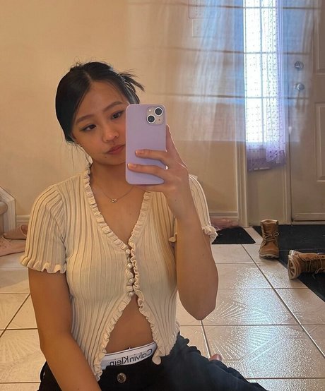 queenbaddii Profilbild