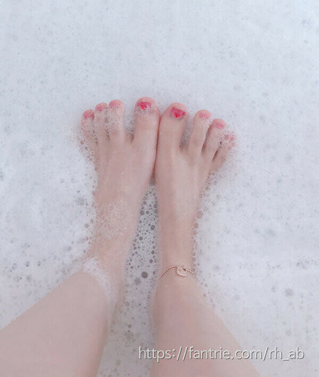 rh ab OnlyFans Nacktbilder