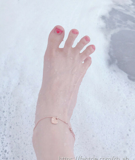 rh ab Nackt auf OnlyFans