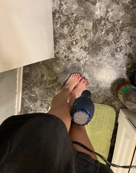 Vedmaris Nacktbilder von OnlyFans geleakt