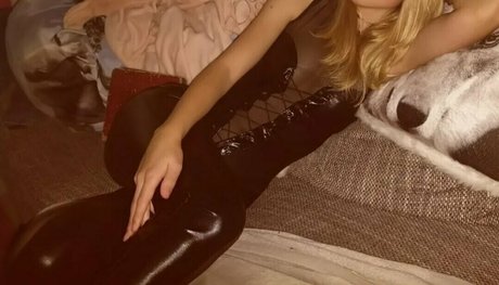 sailerwolfgirl Leaks von OnlyFans