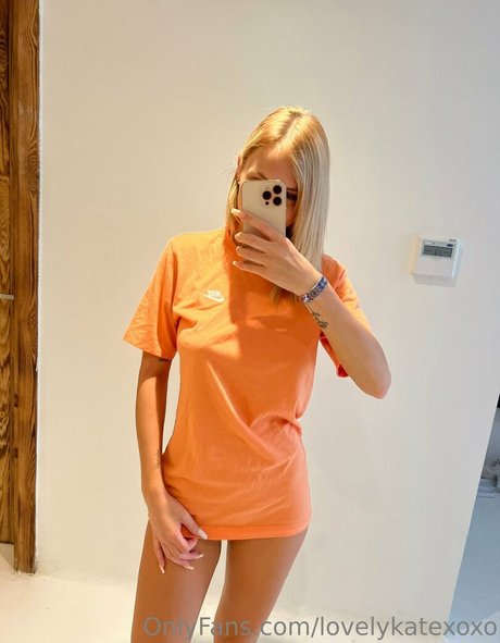 lovelykatexoxo OnlyFans Sextape