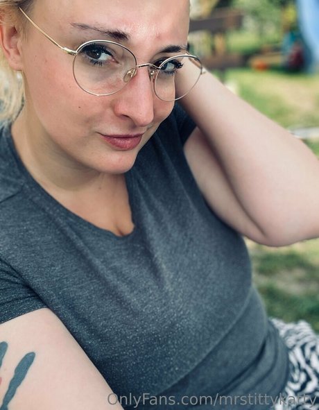 mrstittykatty OnlyFans Inhalte