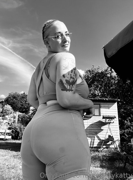 mrstittykatty OnlyFans Nacktbilder geleakt