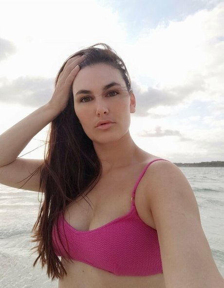 bellajuliafree OnlyFans Leaked