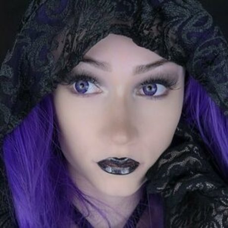 louvrissa Neuer OnlyFans Leak