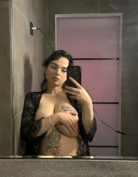 cutejuliavictoria OnlyFans Nacktfotos