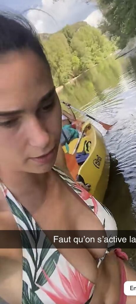 Laura Petard OnlyFans Striptease