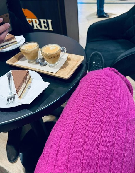 ebenholz-lesben-onlyfans heißer Porno Medien