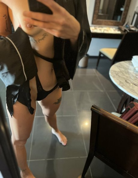 Emily Jane Deeley OnlyFans Leaked