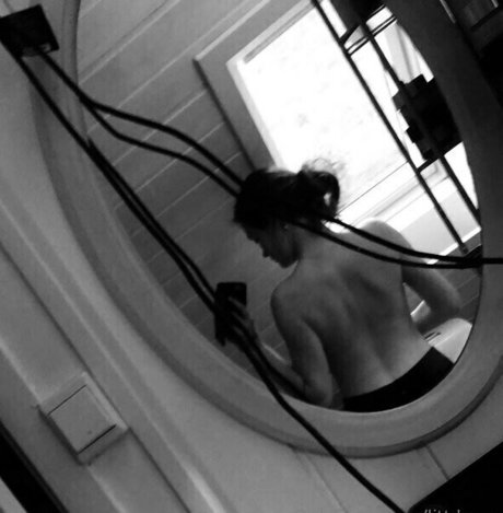 so lenaa OnlyFans geleakte Pornografie