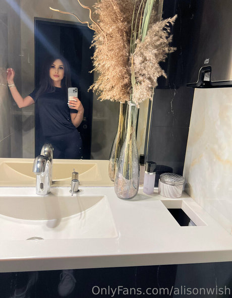 alisonwish OnlyFans Leak