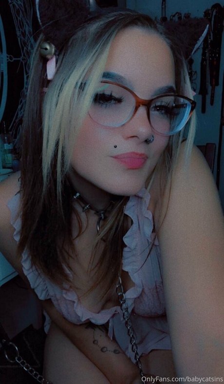 babycatsins Nacktbilder von OnlyFans