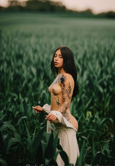 annie cherry OnlyFans Archiv