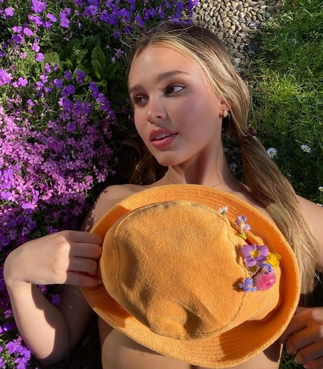 Kiana Stadler Nacktbilder von OnlyFans