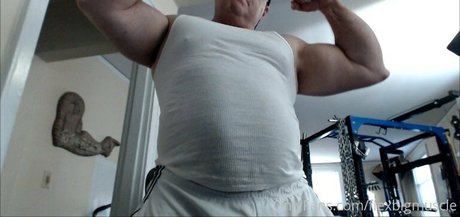flexbigmuscle Nacktbilder von OnlyFans
