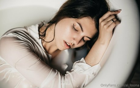 al loona OnlyFans Bilder