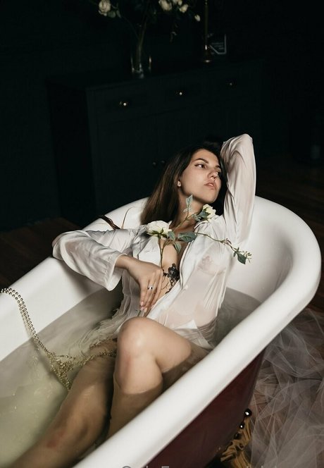 al loona XXX OnlyFans