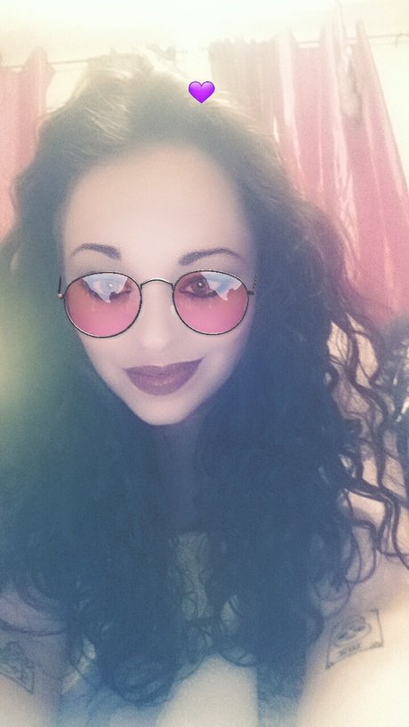 Athena Lilith OnlyFans Pornografie