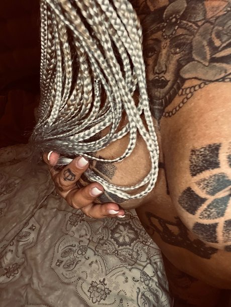 Cherrypiemom78 OnlyFans Nacktbilder geleakt