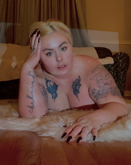 aria rey Nacktpornos auf OnlyFans